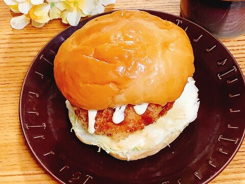 クリームコロッケサンド